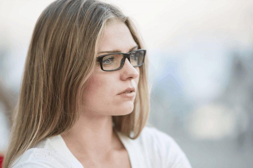משקפיים כדרך טיפול בקרטוקונוס